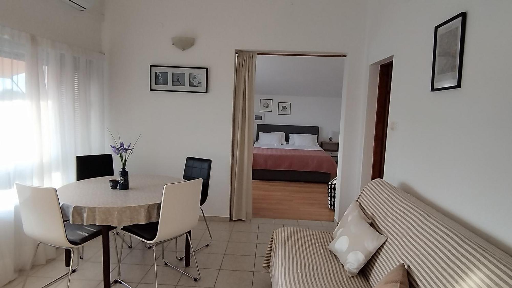 Apartment Mare Vrsi Exterior photo